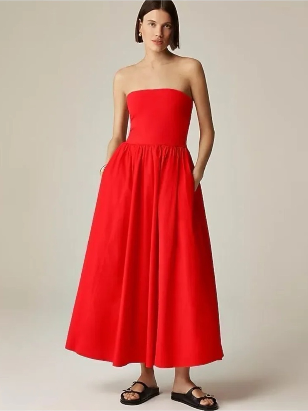 NWT Strapless mixy dress in red